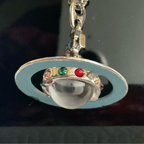 Vivienne Westwood Pendant Necklace - Picture 2 of 11